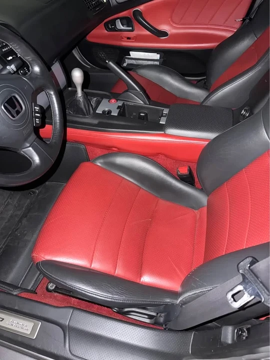 2005 Honda AP2 S2000 - Image 2 of 6