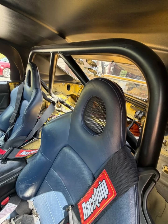 2005 Honda AP2 S2000 - Image 9 of 11