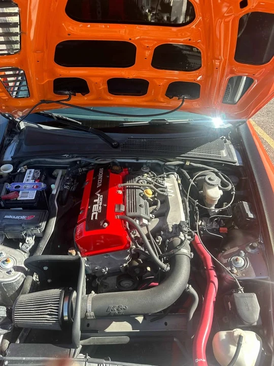 2005 Honda AP2 S2000 - Image 2 of 12
