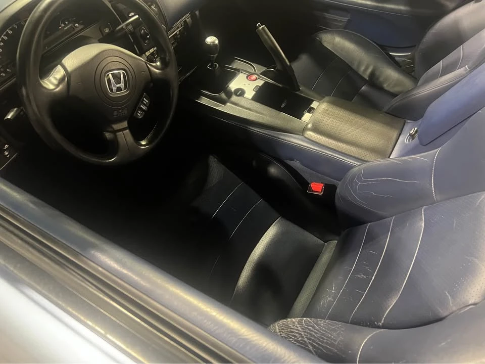 2005 Honda AP2 S2000 - Image 6 of 13