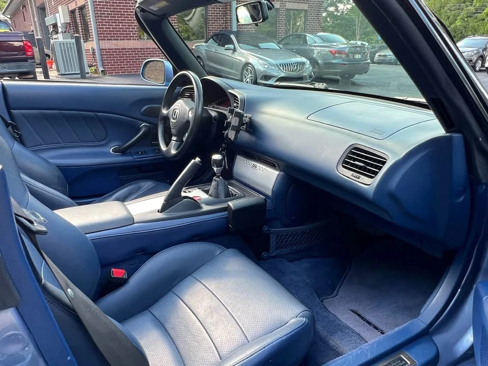 2005 Honda AP2 S2000 - Image 12 of 20
