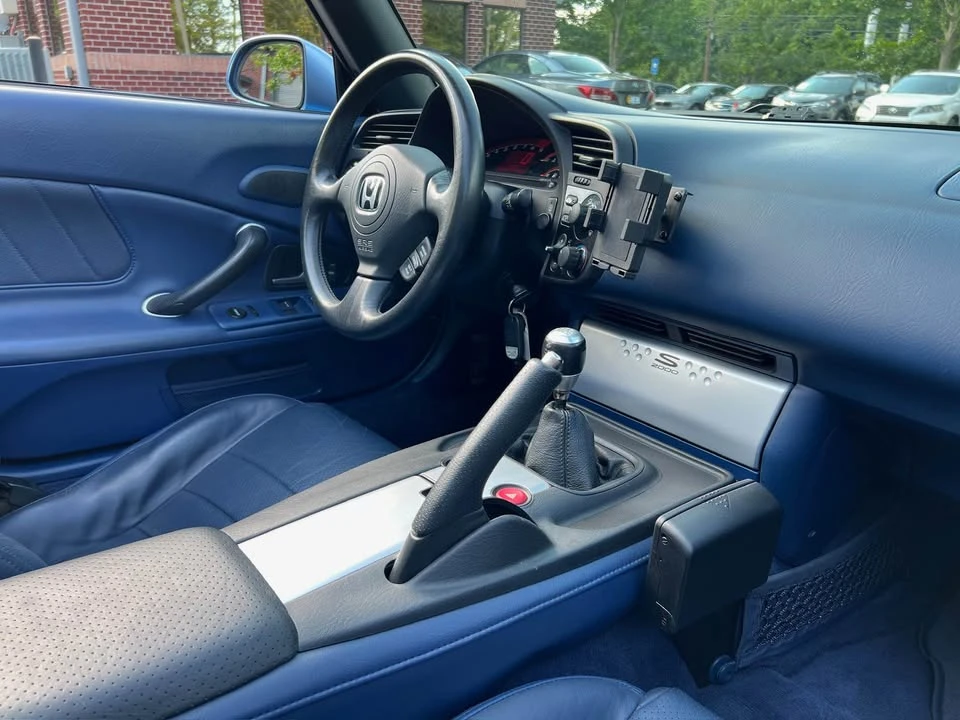 2005 Honda AP2 S2000 - Image 15 of 20
