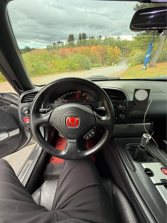2005 Honda AP2 S2000 - Image 10 of 11