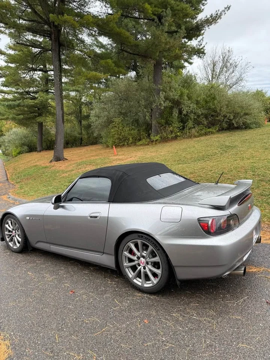 2005 Honda AP2 S2000 - Image 2 of 11