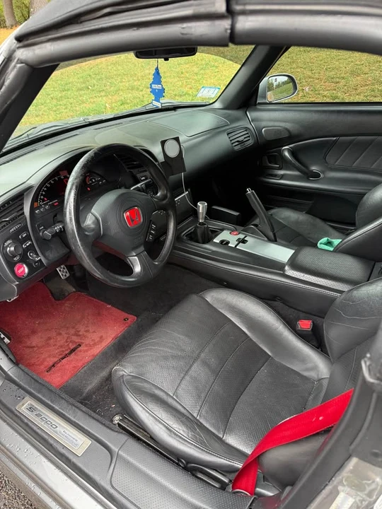 2005 Honda AP2 S2000 - Image 6 of 11