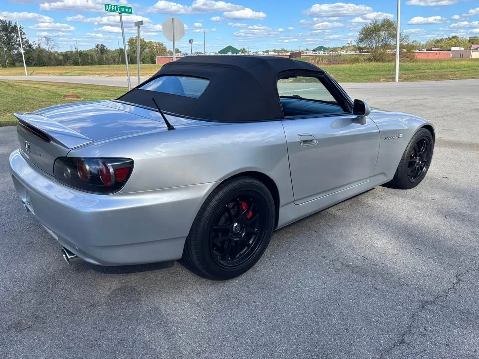 2005 Honda AP2 S2000 - Image 5 of 17