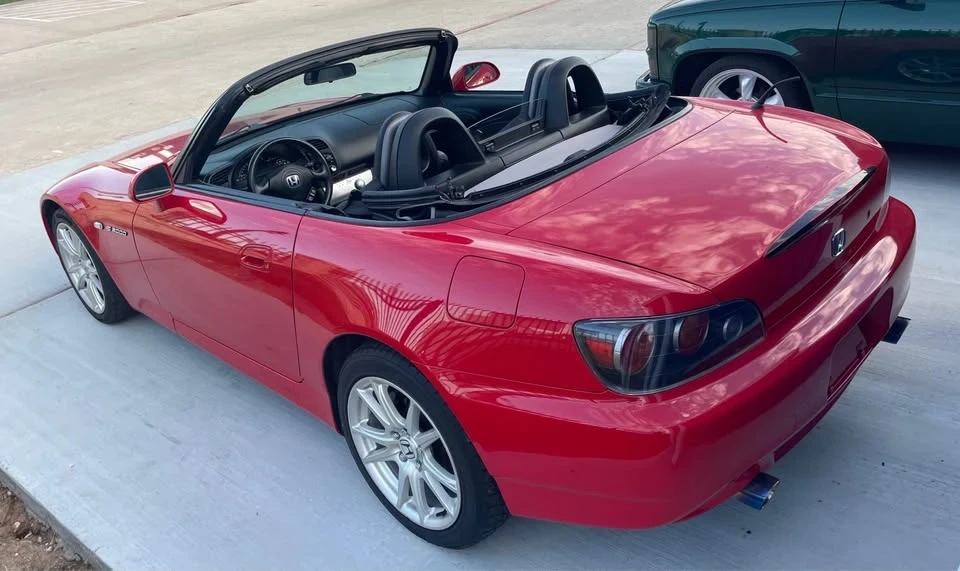 2005 Honda AP2 S2000 - Image 2 of 20