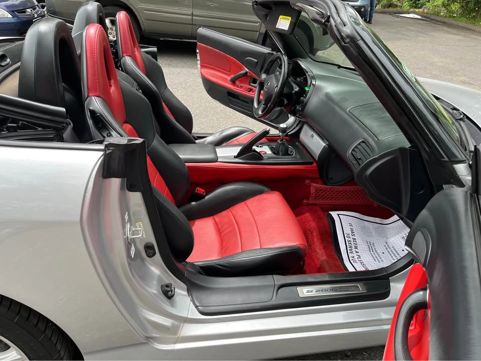 2005 Honda AP2 S2000 - Image 9 of 14