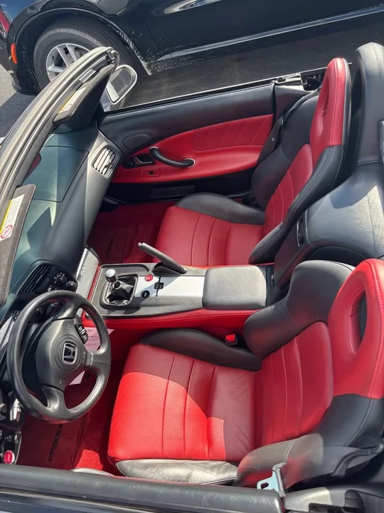 2005 Honda AP2 S2000 - Image 16 of 17