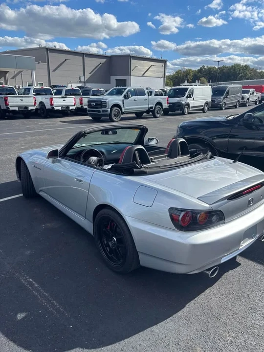 2005 Honda AP2 S2000 - Image 14 of 17