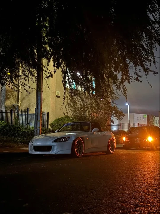 2005 Honda AP2 S2000 - Image 2 of 6