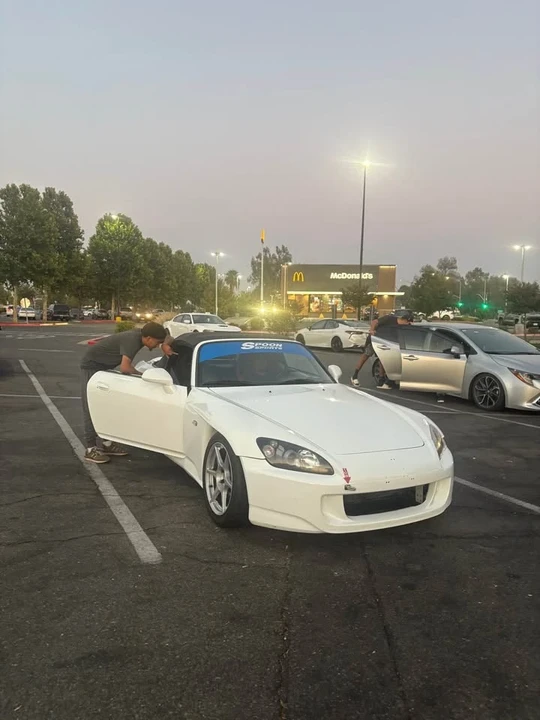 2005 Honda AP2 S2000 - Image 3 of 6