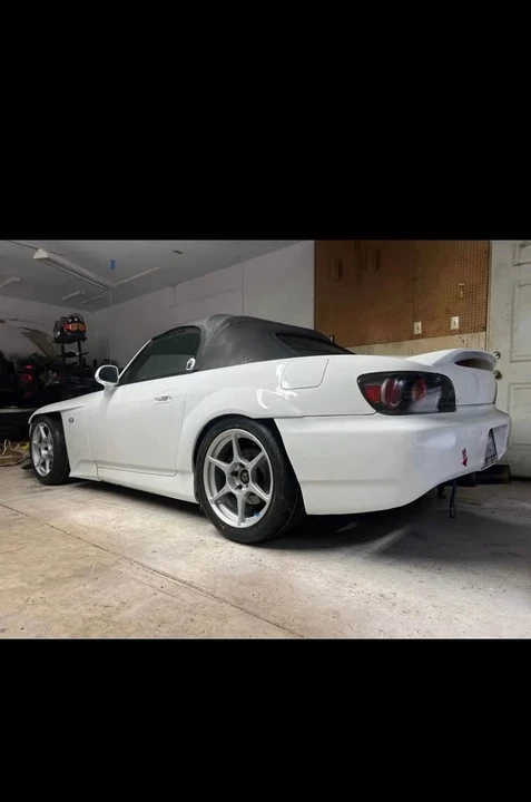 2005 Honda AP2 S2000 - Image 5 of 6
