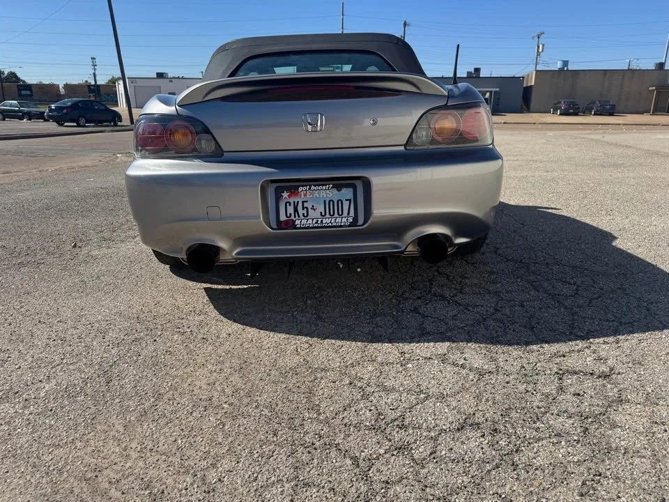 2005 Honda AP2 S2000 - Image 2 of 14