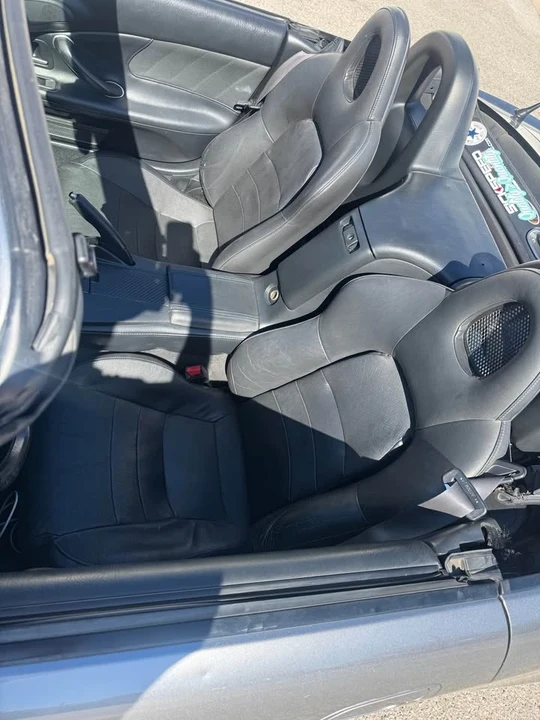 2005 Honda AP2 S2000 - Image 9 of 14