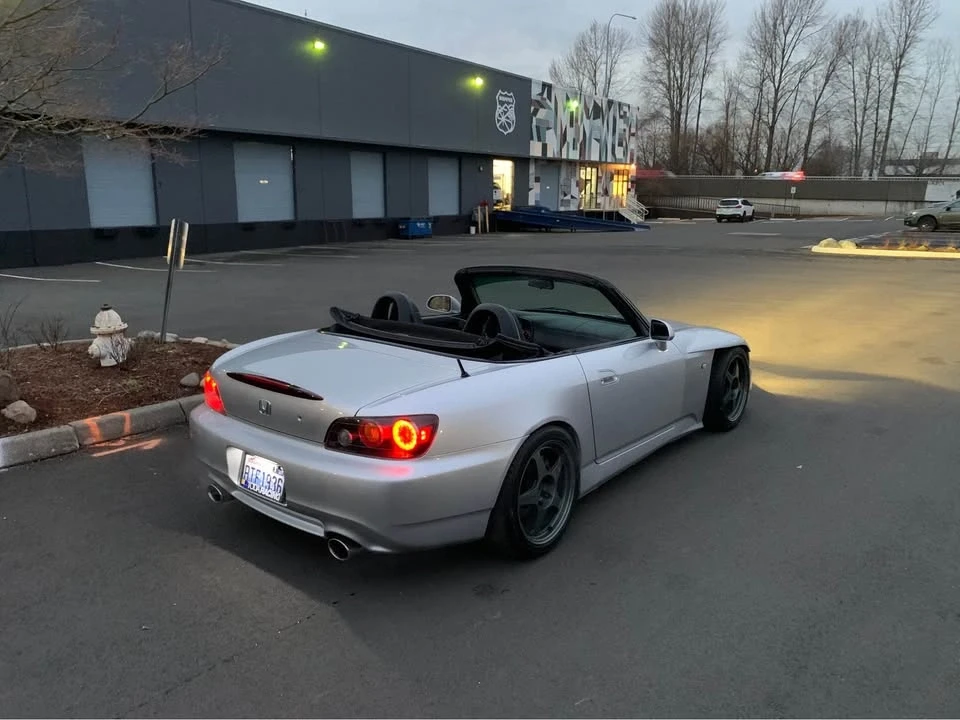 2005 Honda AP2 S2000 - Image 2 of 11