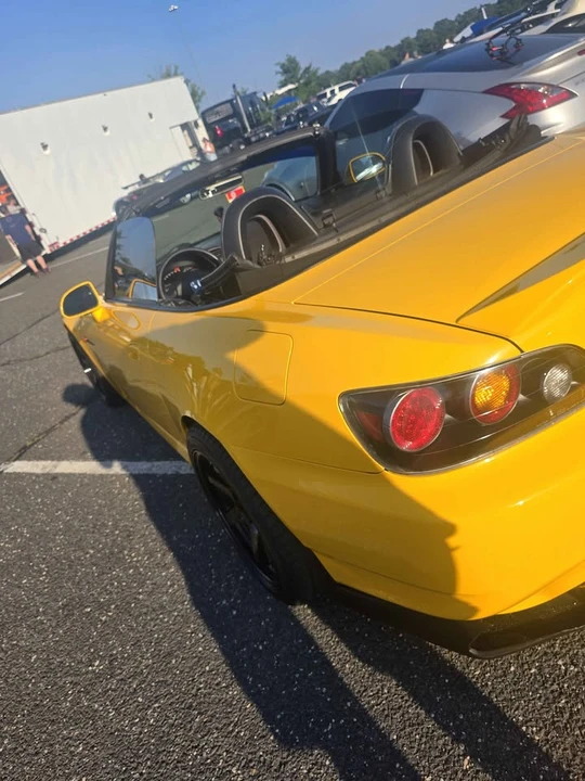 2005 Honda AP2 S2000 - Image 4 of 9