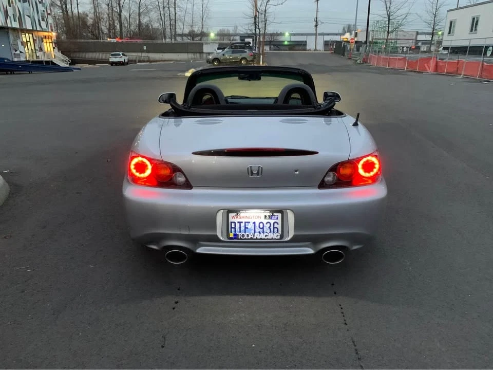 2005 Honda AP2 S2000 - Image 10 of 11