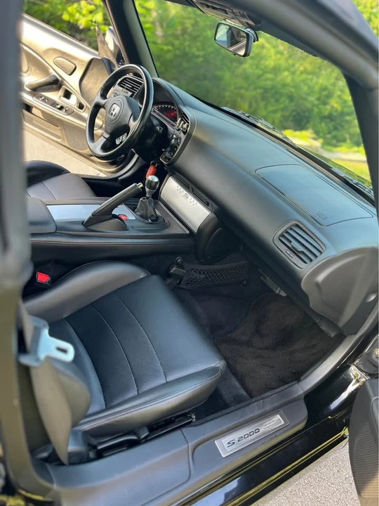 2005 Honda AP2 S2000 - Image 6 of 9