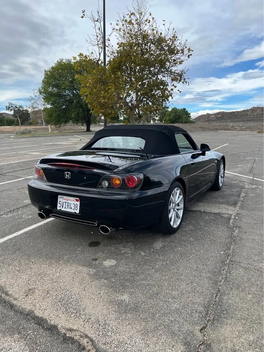 2005 Honda AP2 S2000 - Image 4 of 14