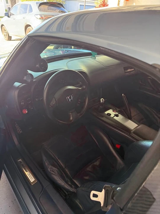 2005 Honda AP2 S2000 - Image 6 of 8