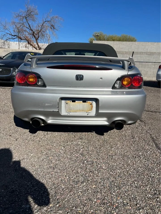 2005 Honda AP2 S2000 - Image 2 of 9