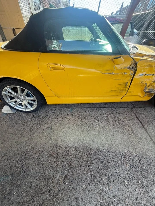 2005 Honda AP2 S2000 - Image 5 of 5