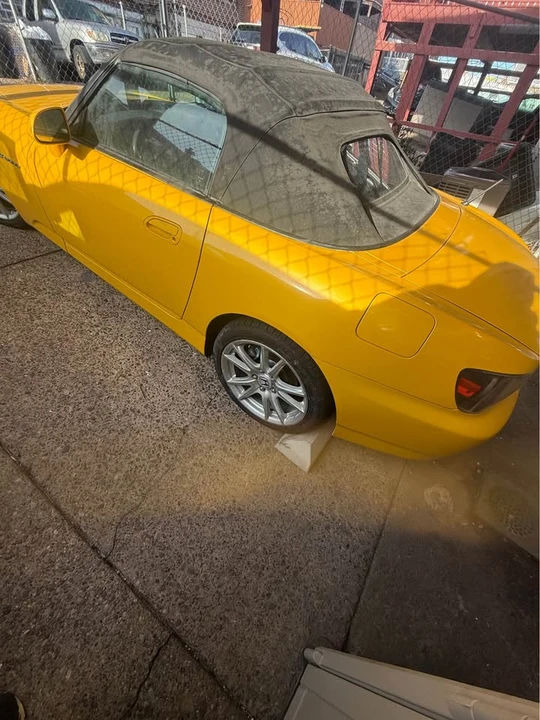 2005 Honda AP2 S2000 - Image 3 of 5
