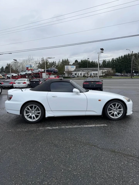 2005 Honda AP2 S2000 - Image 4 of 8