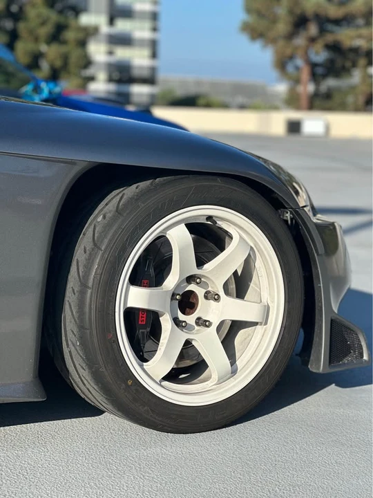 2005 Honda AP2 S2000 - Image 5 of 6