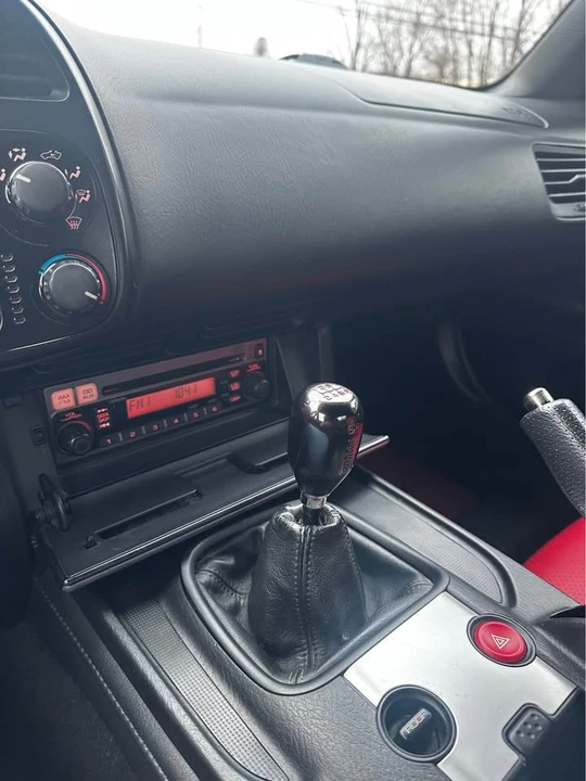2005 Honda AP2 S2000 - Image 12 of 12