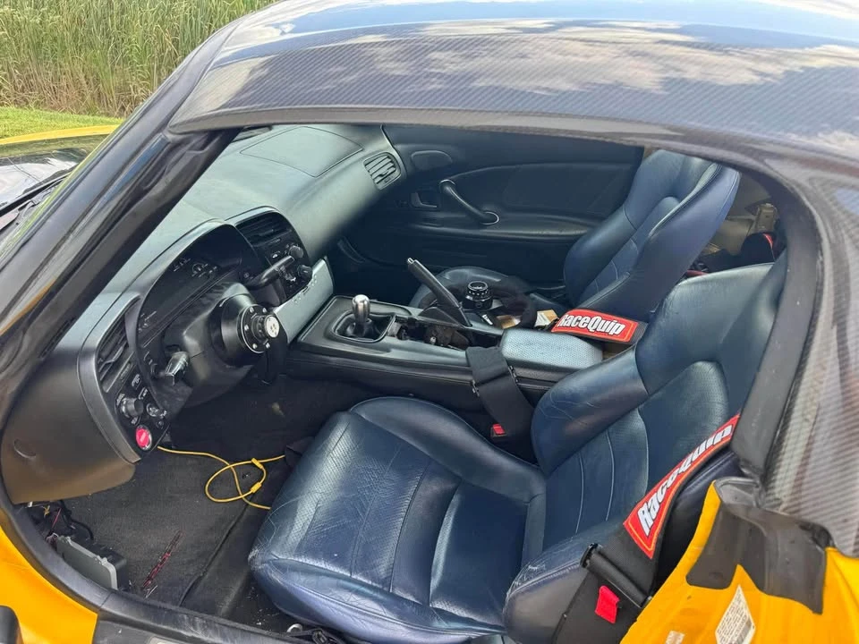 2005 Honda AP2 S2000 - Image 7 of 13