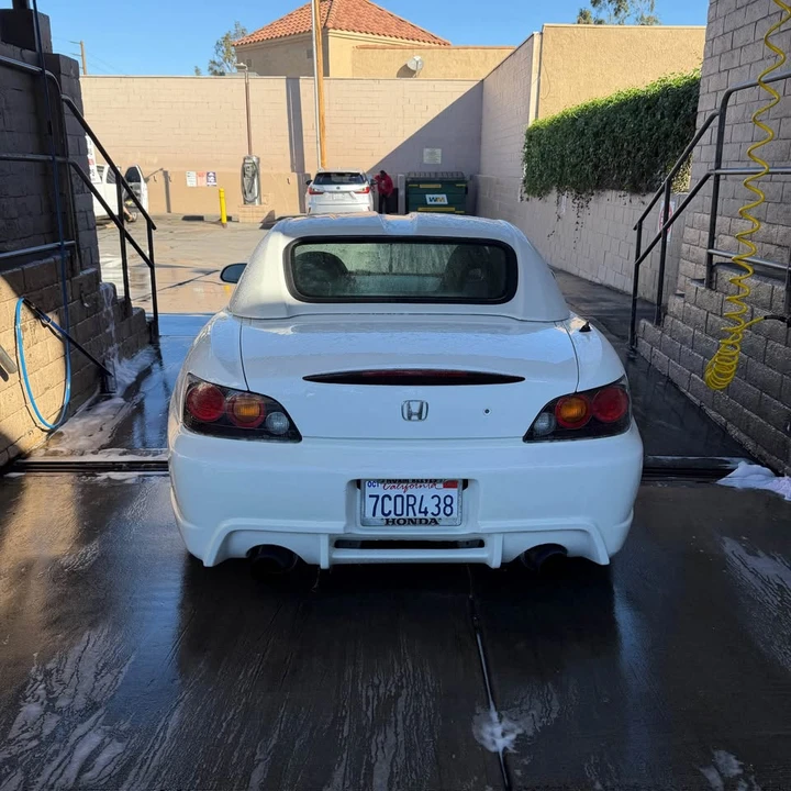 2005 Honda AP2 S2000 - Image 3 of 9