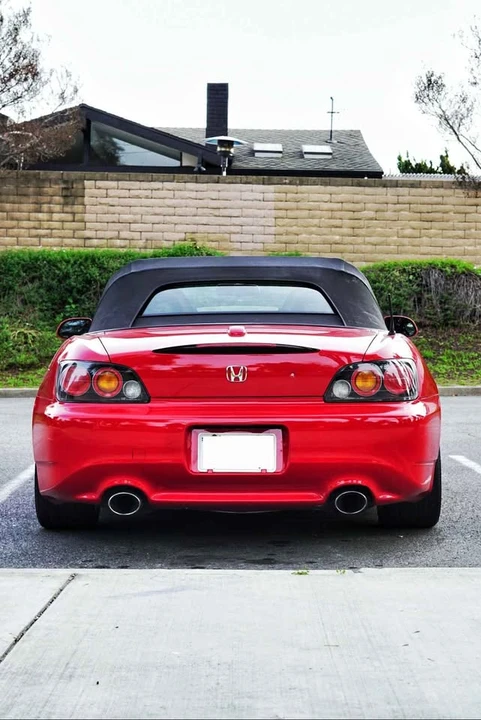 2005 Honda AP2 S2000 - Image 2 of 20