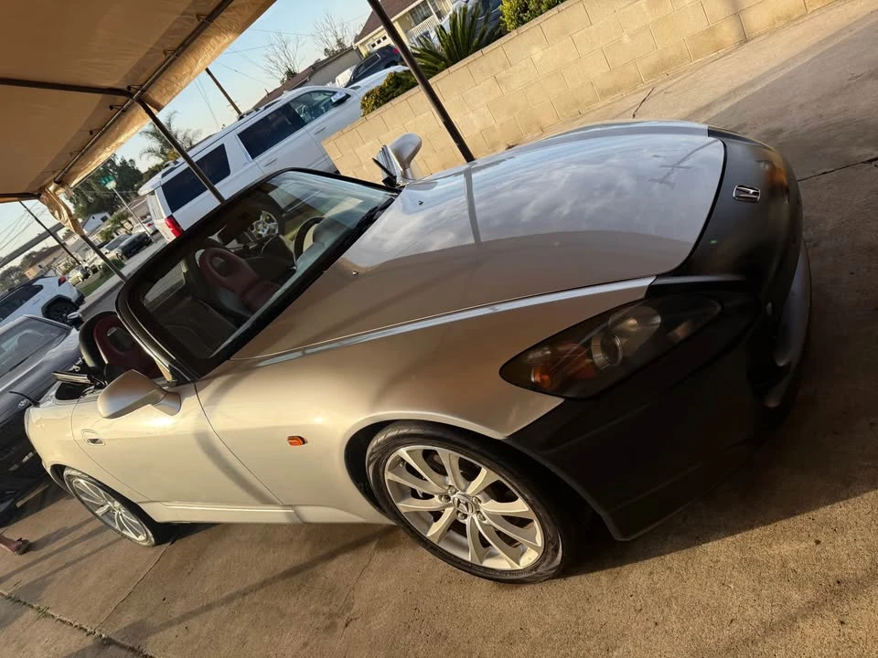 2005 Honda AP2 S2000 - Image 2 of 10
