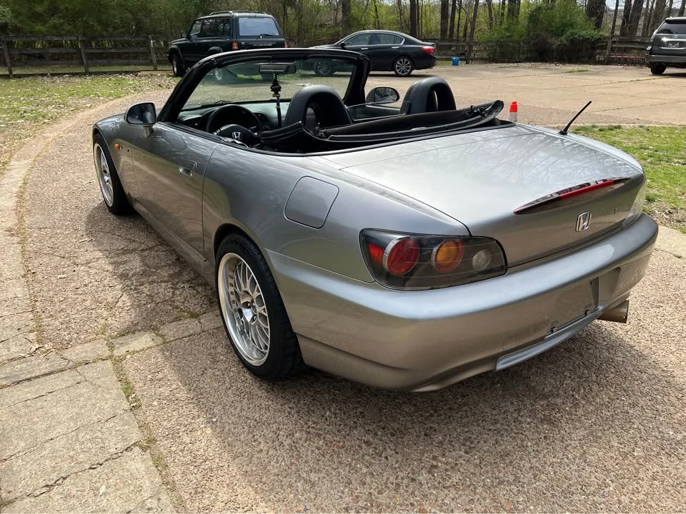 2005 Honda AP2 S2000 - Image 4 of 9