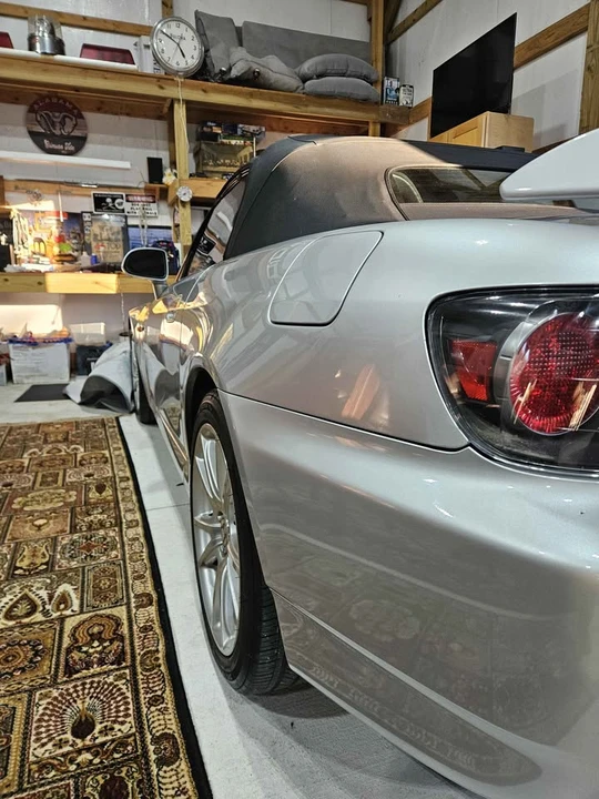 2005 Honda AP2 S2000 - Image 8 of 9