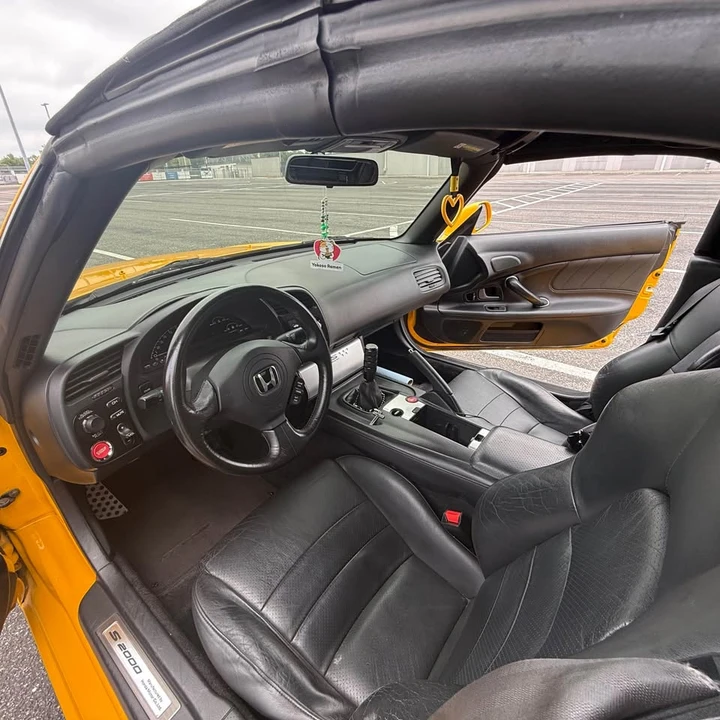 2005 Honda AP2 S2000 - Image 12 of 15