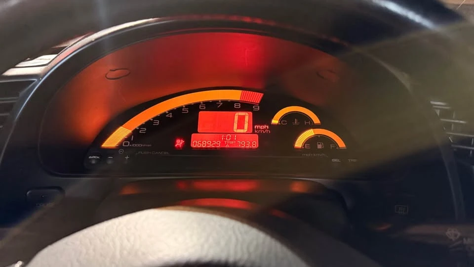 2005 Honda AP2 S2000 - Image 4 of 12