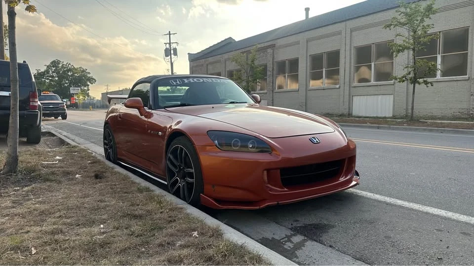 2005 Honda AP2 S2000 - Image 7 of 12
