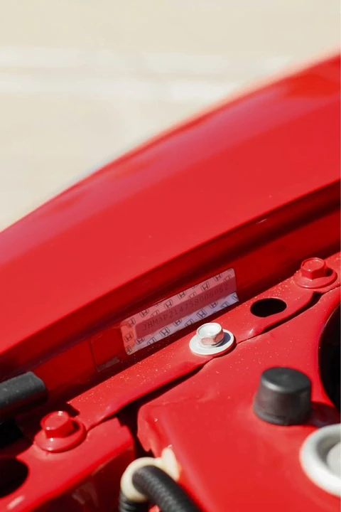 2005 Honda AP2 S2000 - Image 12 of 20