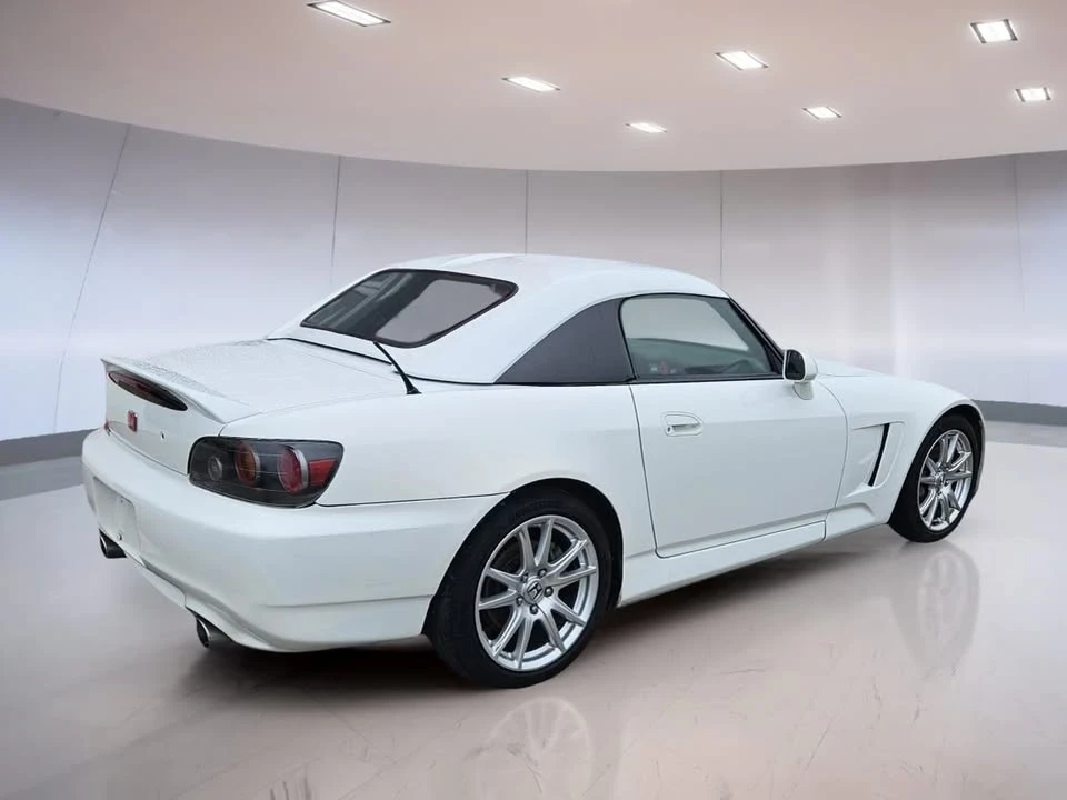 2005 Honda AP2 S2000 - Image 5 of 10