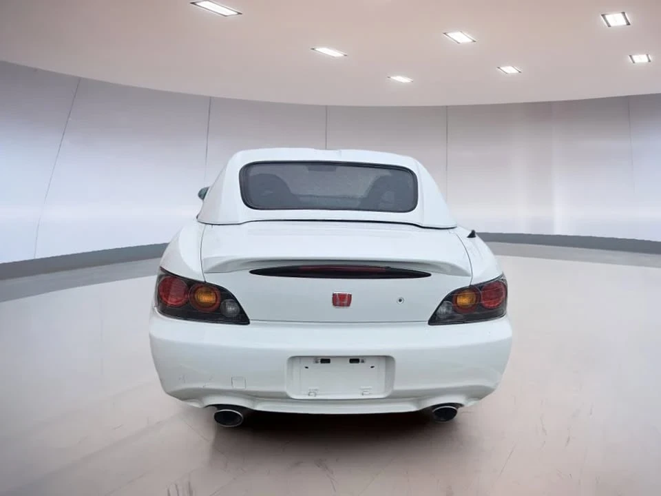 2005 Honda AP2 S2000 - Image 4 of 10