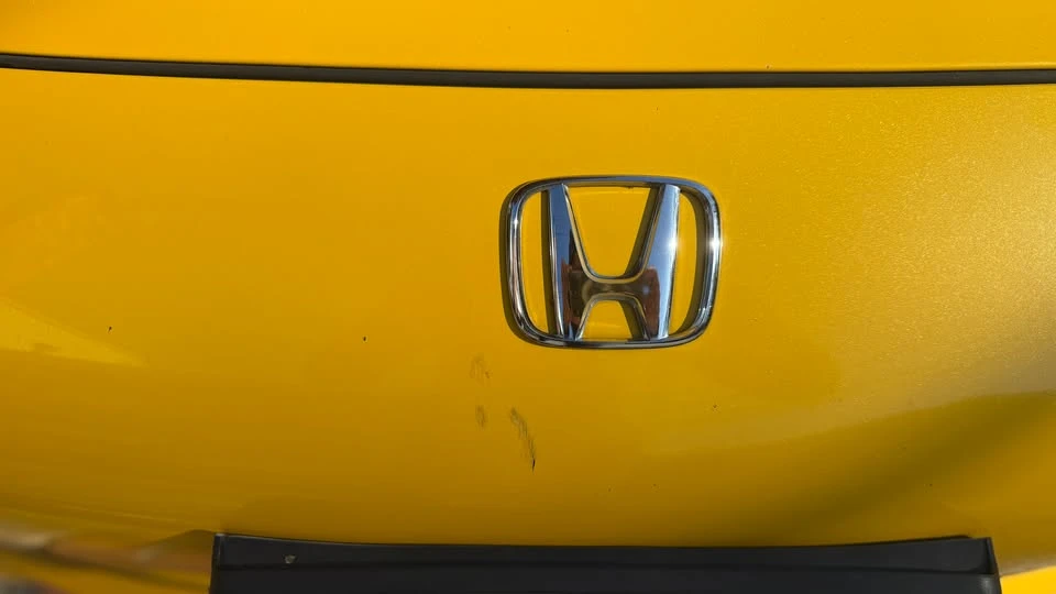 2005 Honda AP2 S2000 - Image 9 of 20