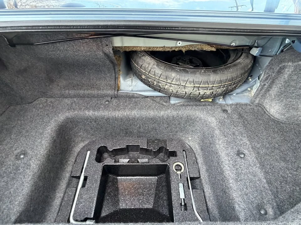 2005 Honda AP2 S2000 - Image 14 of 16