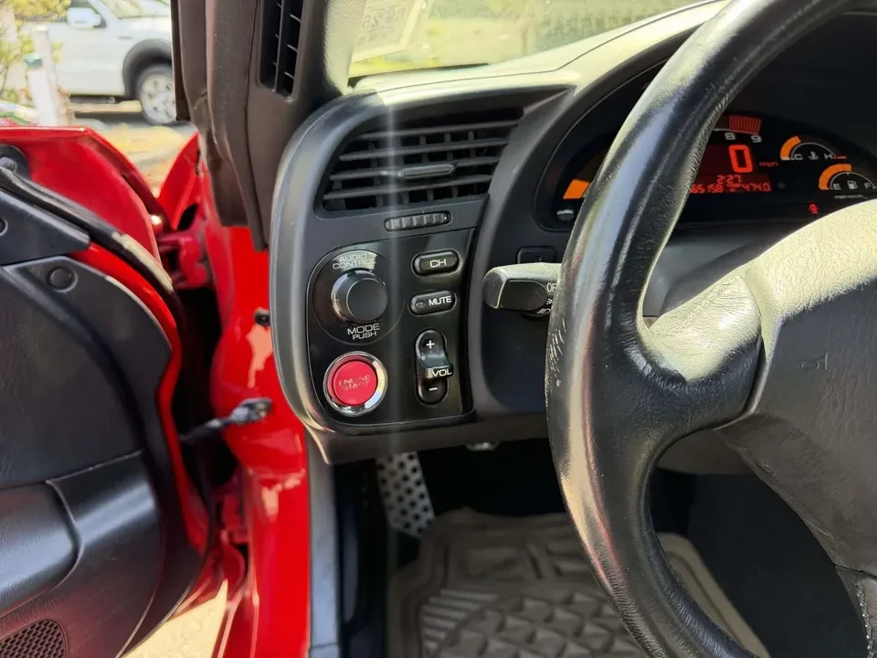 2005 Honda AP2 S2000 - Image 9 of 15