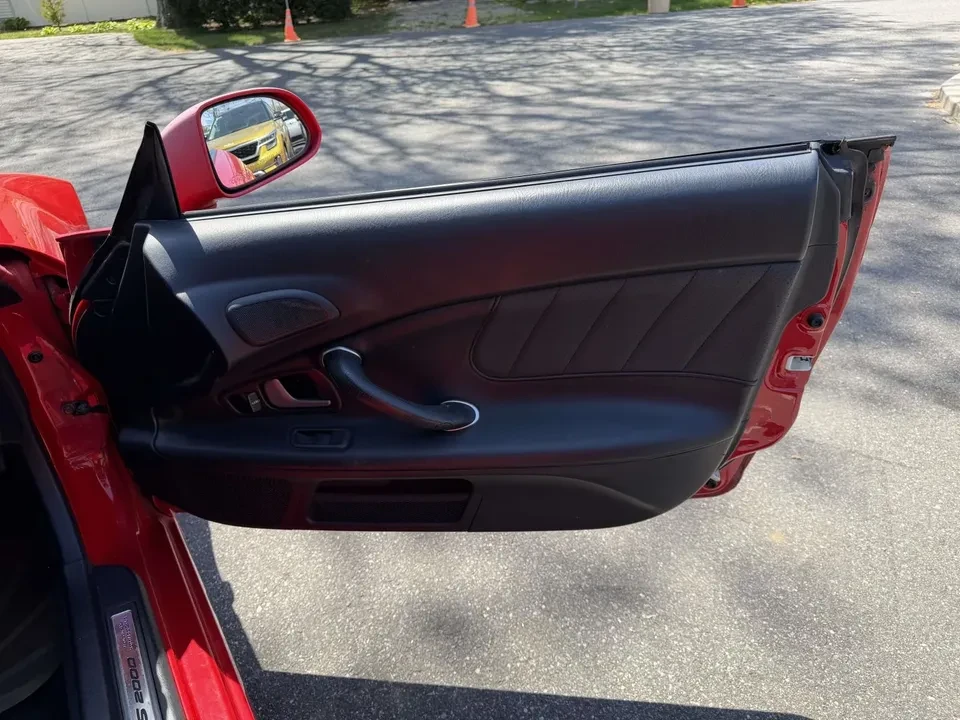 2005 Honda AP2 S2000 - Image 14 of 15