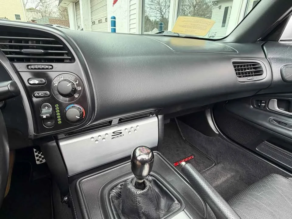 2005 Honda AP2 S2000 - Image 14 of 15