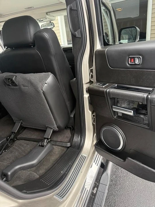 2005 Hummer Hummer H2 - Image 15 of 21