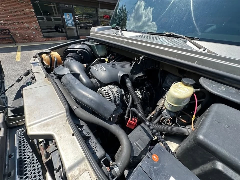 2005 Hummer Hummer H2 - Image 19 of 20